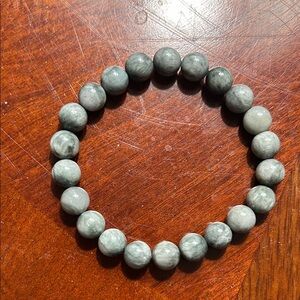 Gray Beaded Bracelet serpentine